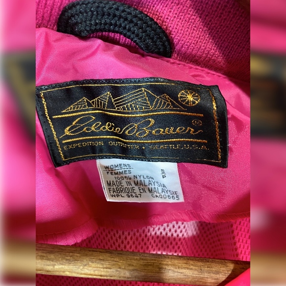 Eddie Bauer Pink Windbreaker With Zip Away Hood - Picture 4 of 7
